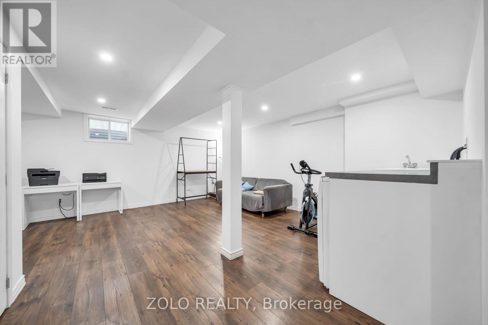 215 PARK DRIVE - 29