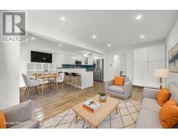 215 Park Drive, Whitchurch Stouffville, ON L4A1J8 Photo 14
