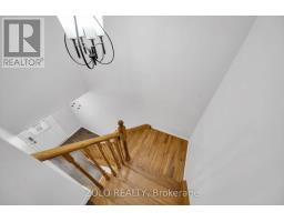 215 Park Drive, Whitchurch Stouffville, ON L4A1J8 Photo 22