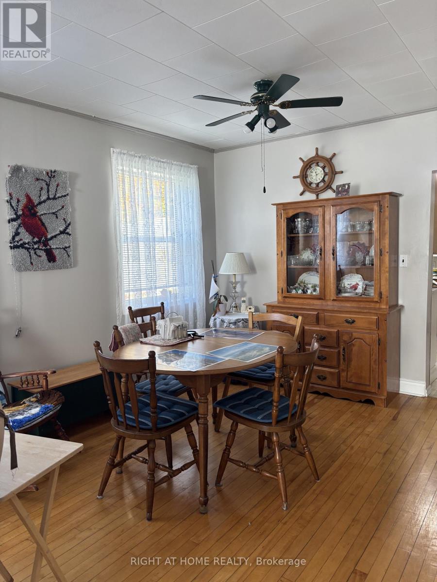 35 CASCADE STREET - 13