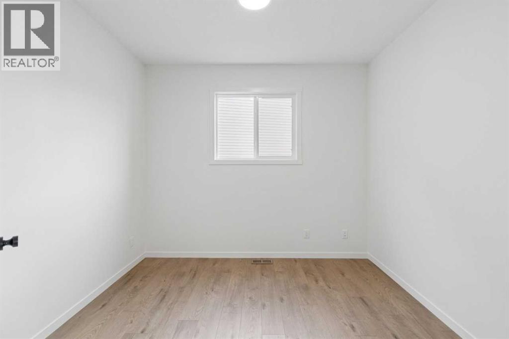 118 Shetland Court, Cochrane — photo 11
