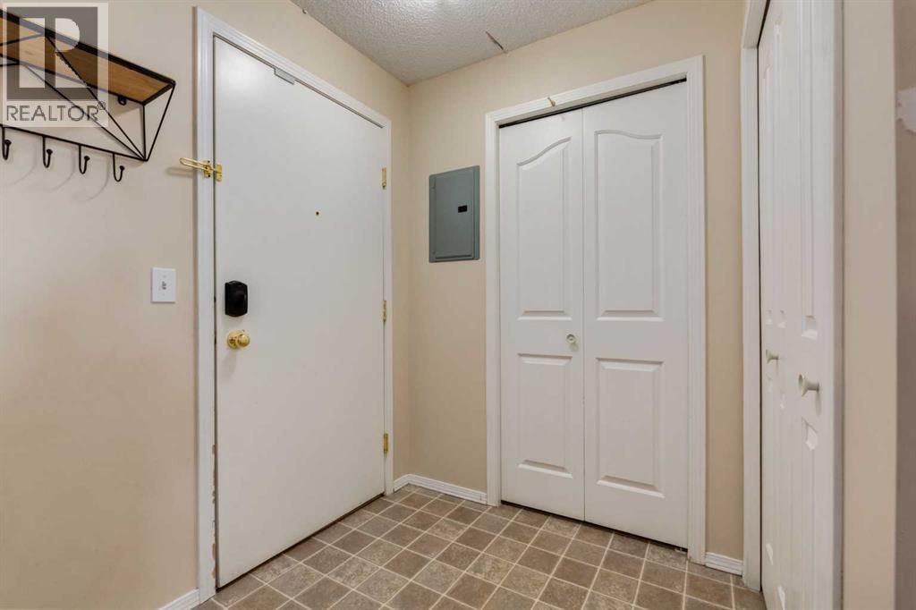 312, 1000 Citadel Meadow Point NW - photo 2