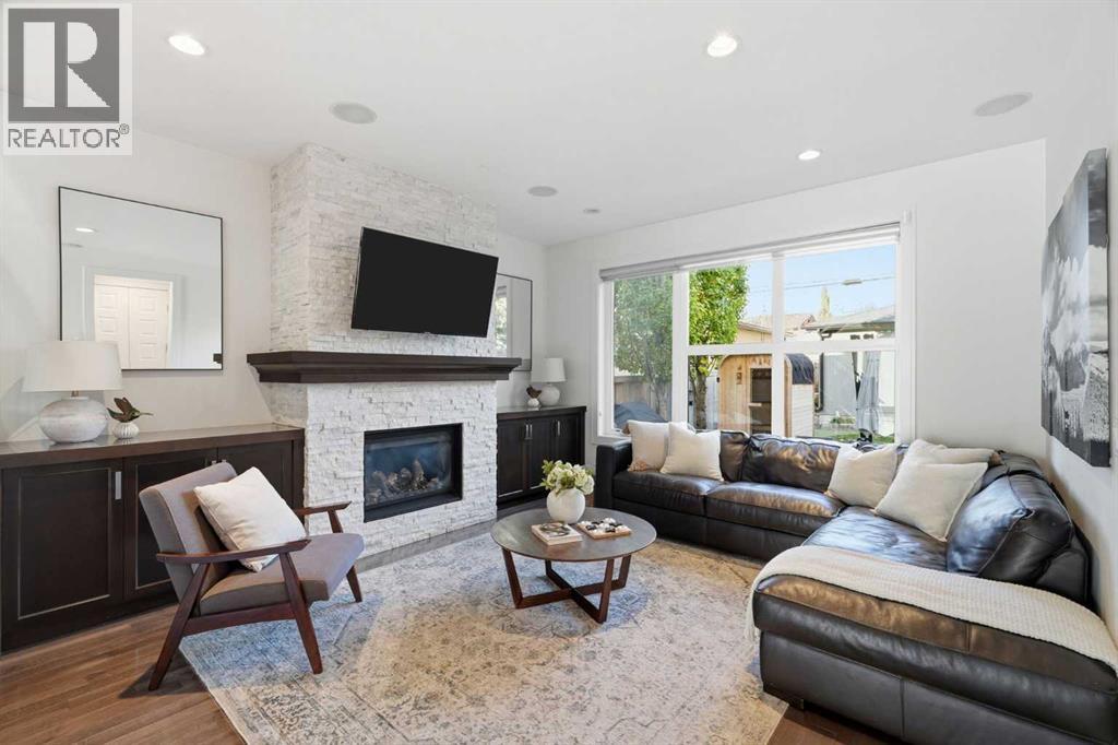 2227 26 Street SW - photo 11