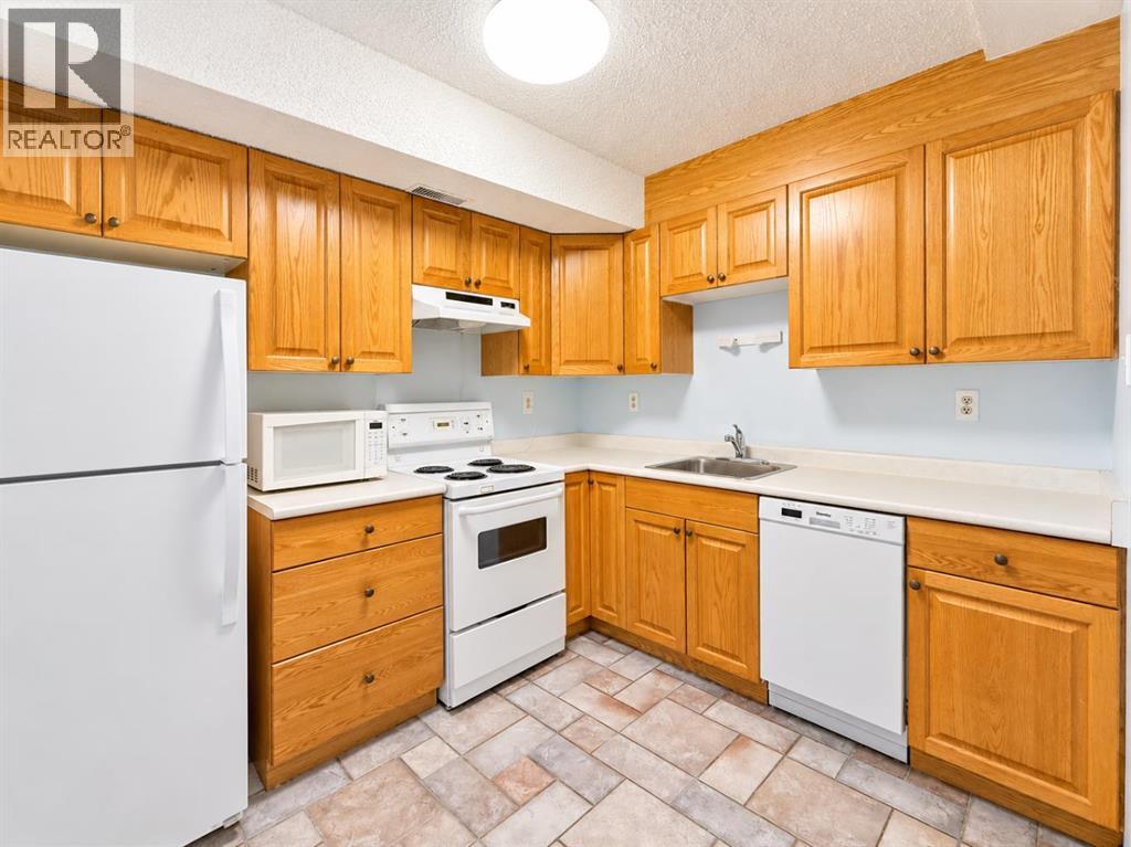 606 34 Avenue NE - photo 14