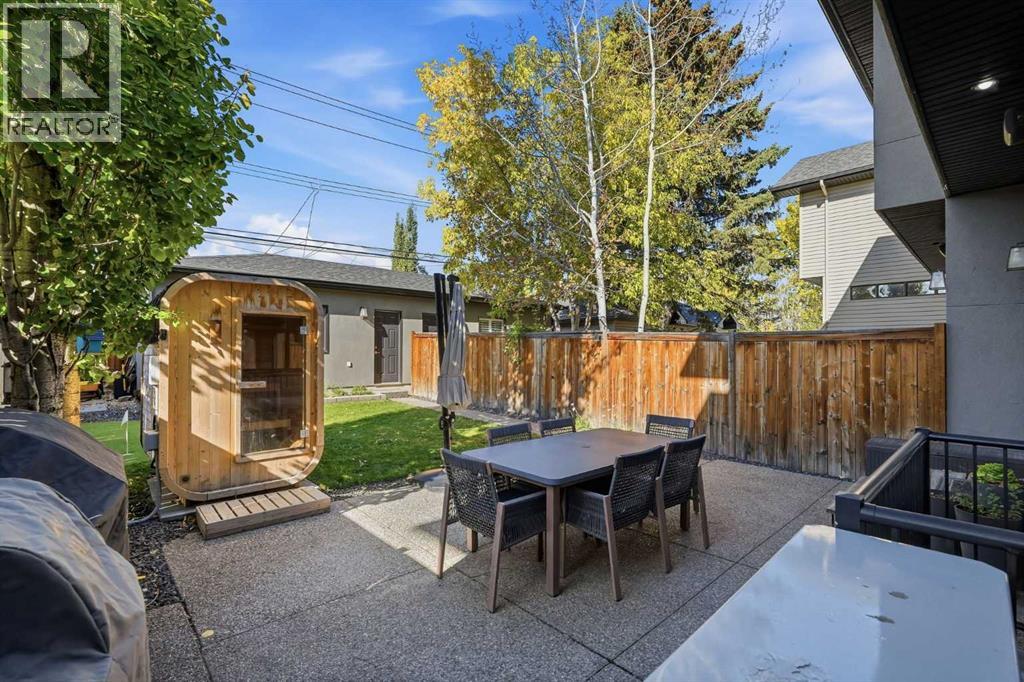 2227 26 Street SW - photo 29
