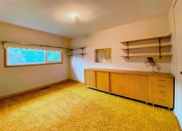 551 Second Avenue, Neepawa, MB R0J1H0 Photo 11