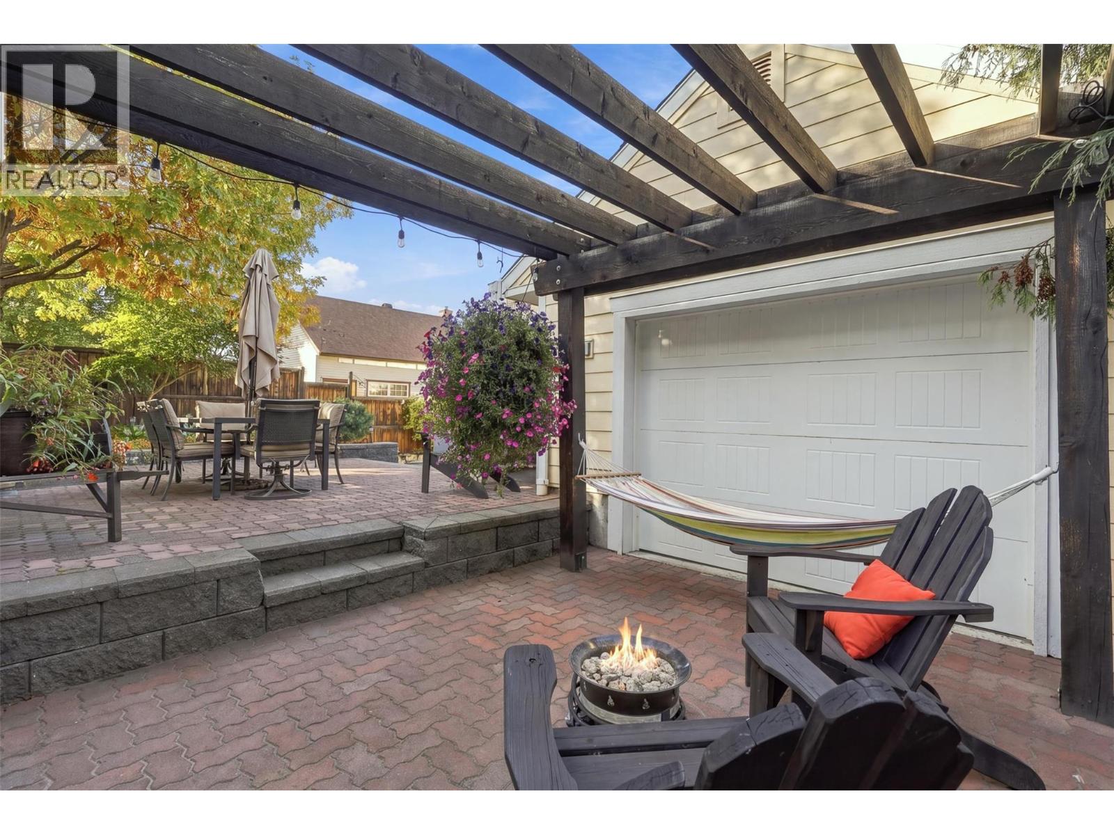 1219 DOMINION Street - 43