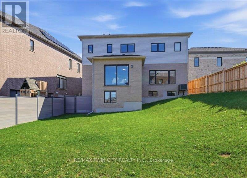 905 Broadacre Place, Kitchener, ON photo 36