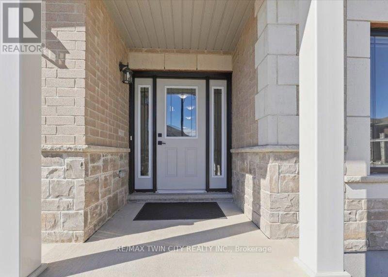 905 Broadacre Place, Kitchener, ON photo 40