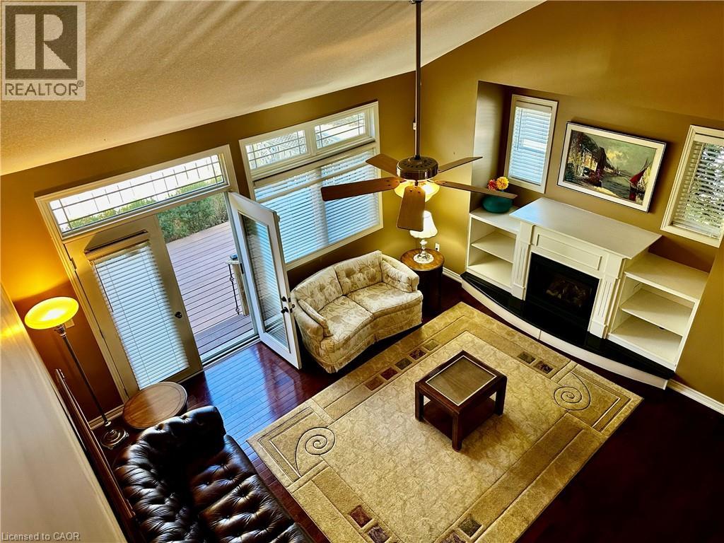 11 CARMICHAEL Trail, Ancaster — photo 7