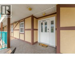 850 Railway Lane Unit# 203, Okanagan Falls, BC V0H1R4 Photo 23