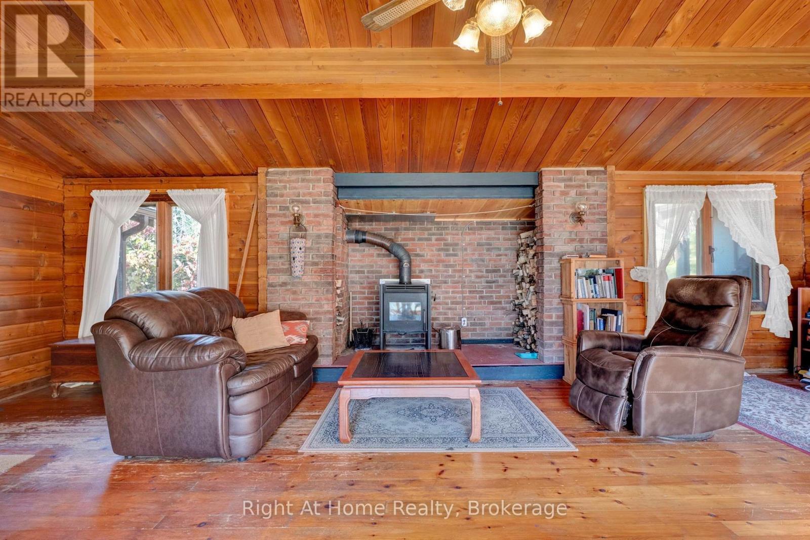 570 Meadowview Road, Kawartha Lakes, ON photo 7