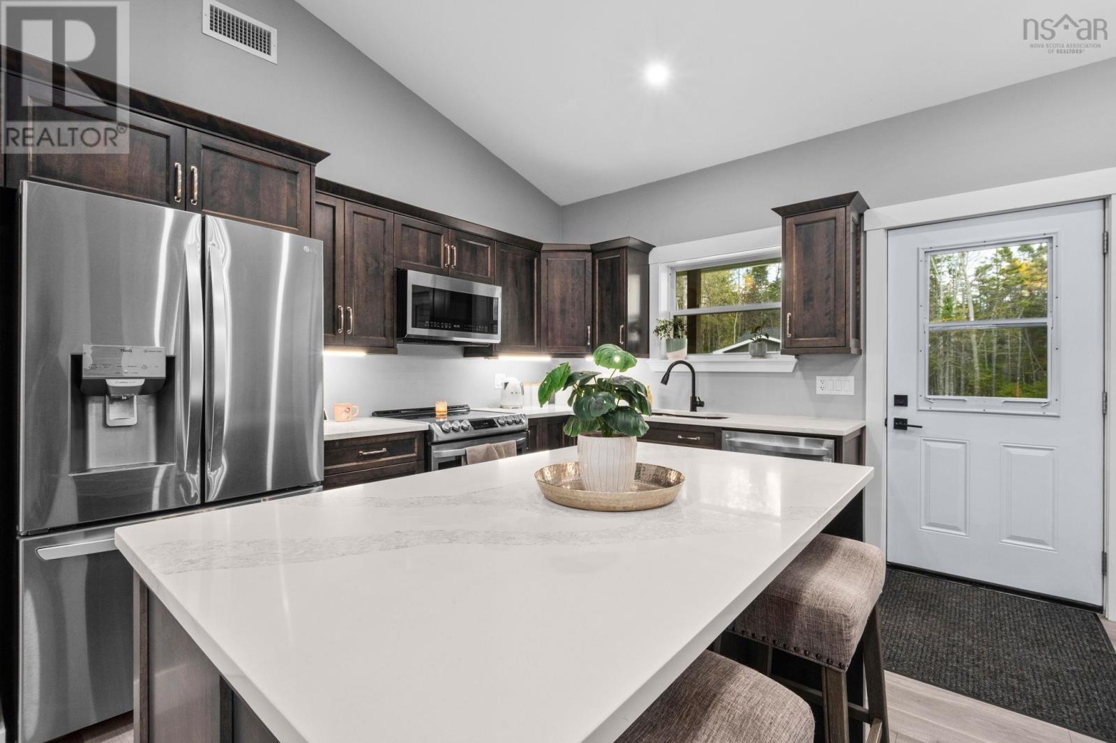 Property 8 of 39 of 133 Edward Drive