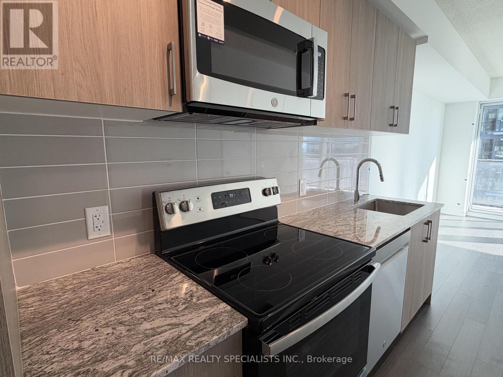 1206 - 4010 EGLINTON AVENUE W, Toronto (Humber Heights) — photo 7