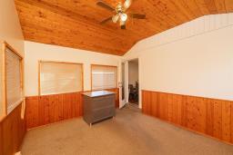 26 Penfold Crescent, Winnipeg, MB R2J1S4 Photo 13