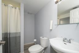 26 Penfold Crescent, Winnipeg, MB R2J1S4 Photo 28