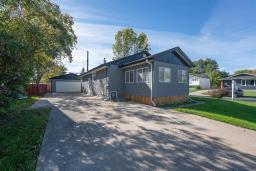 26 Penfold Crescent, Winnipeg, MB R2J1S4 Photo 35