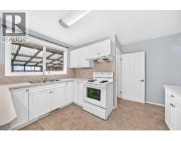 Bedroom - 5116 Forego Avenue, Calgary, AB T2A2C6 Photo 7