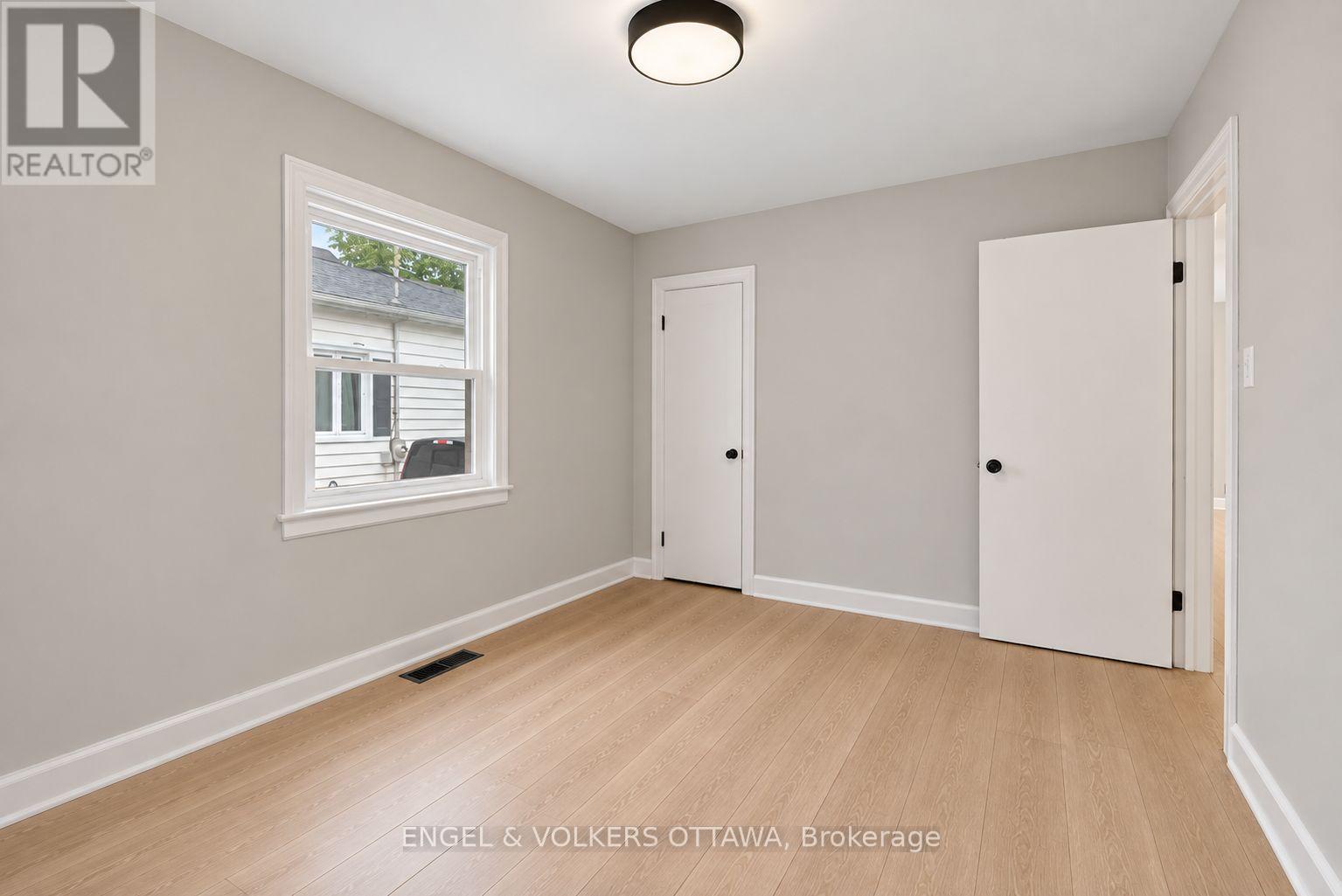 2 - 527 LADEROUTE AVENUE, Ottawa — photo 6