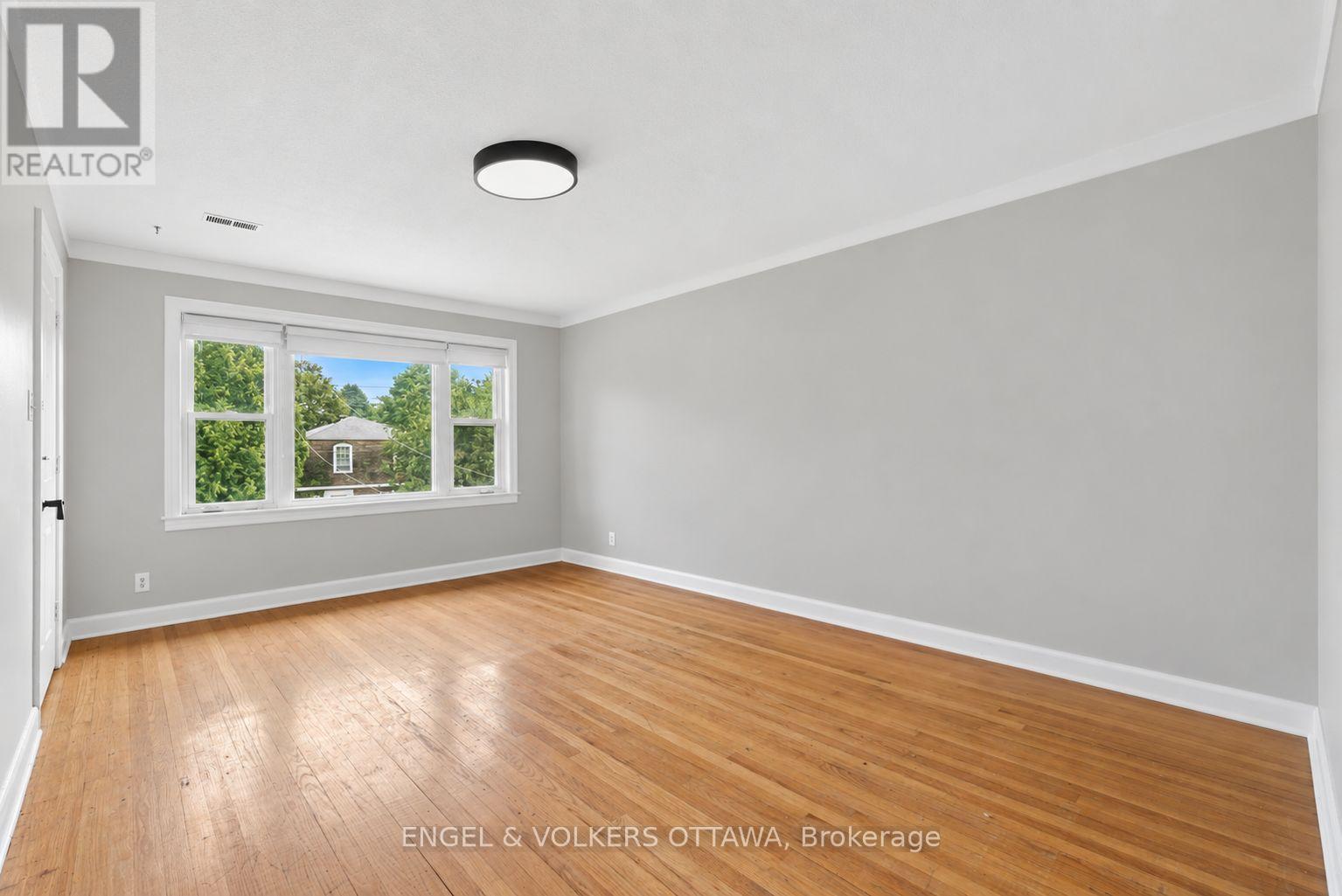 3 - 527 LADEROUTE AVENUE, Ottawa — photo 2