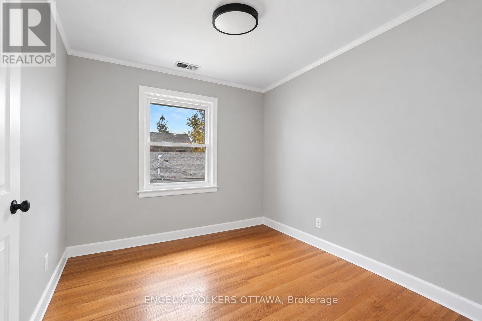 3 - 527 LADEROUTE AVENUE, Ottawa — photo 4
