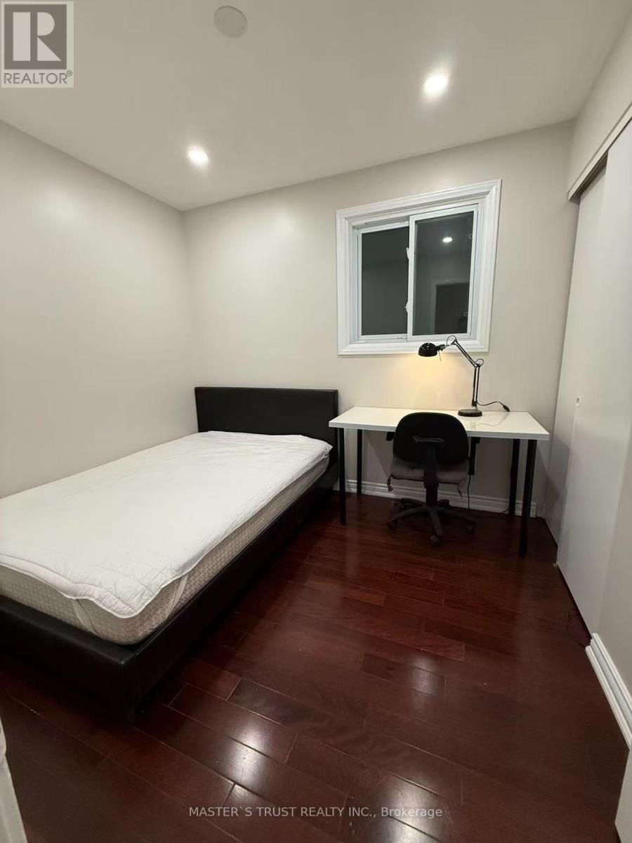 MAIN - 92 LOGANBERRY CRESCENT, Toronto (Hillcrest Village) — photo 9