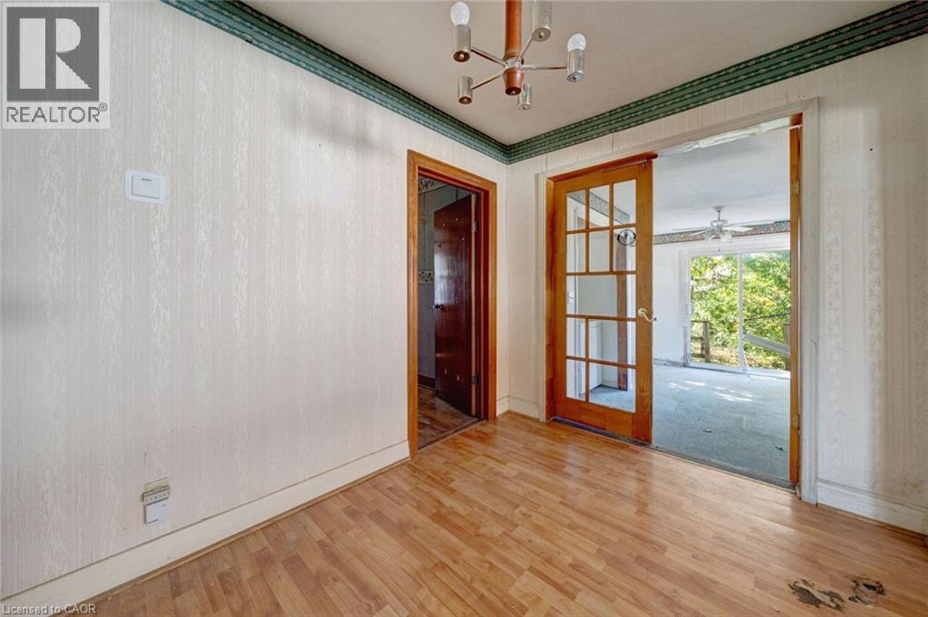808 SOUTHWORTH Street S, Welland — photo 12