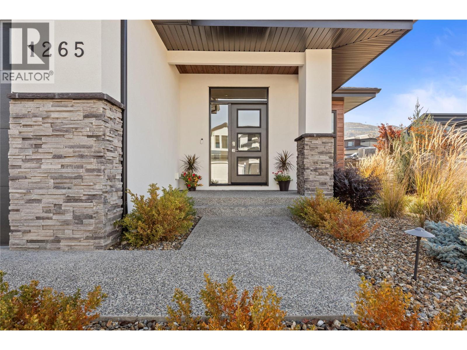 1265 Ponds Avenue, Kelowna - Image 1
