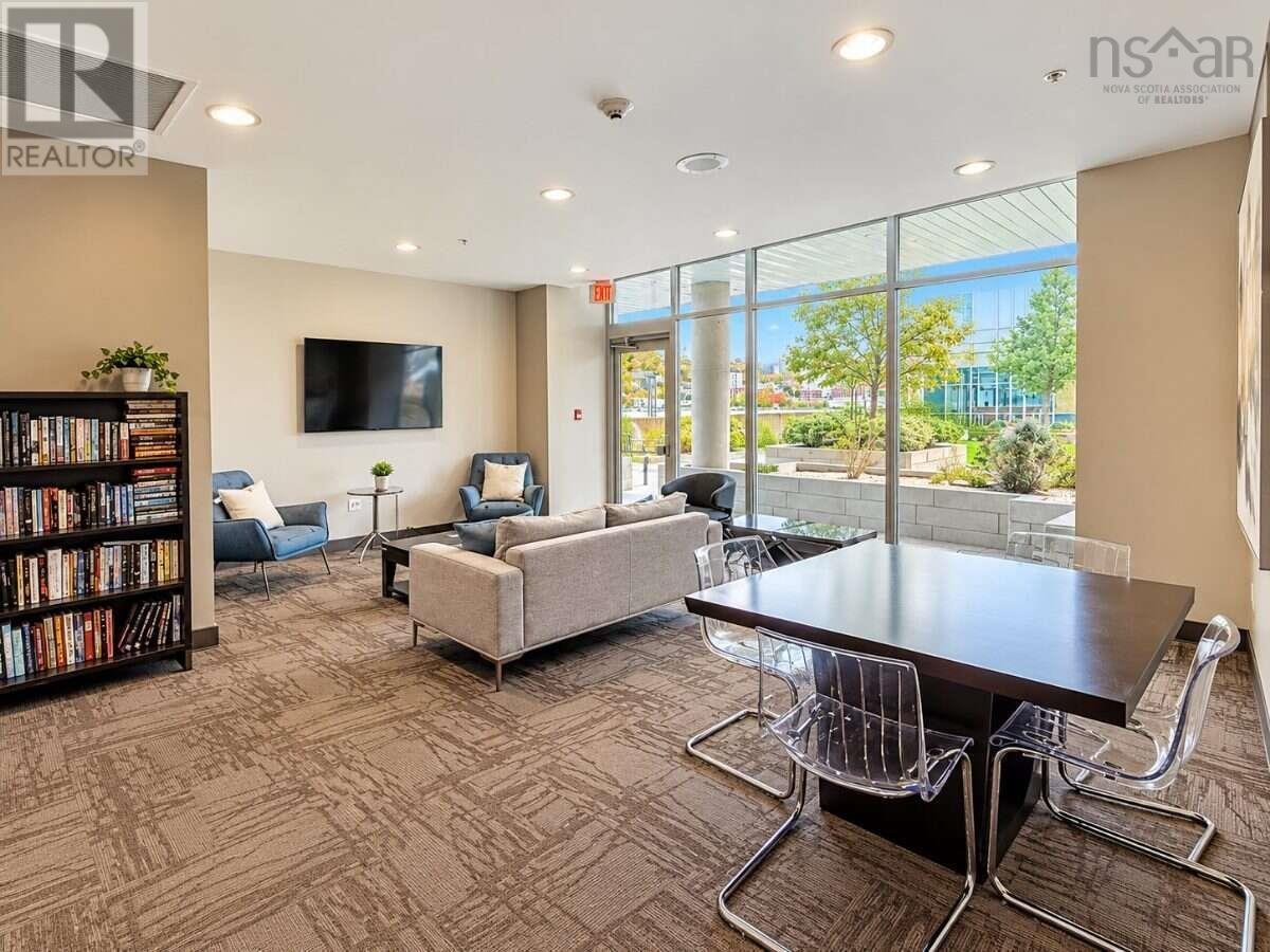 Property 24 of 33 of 801 31 Kings Wharf Place