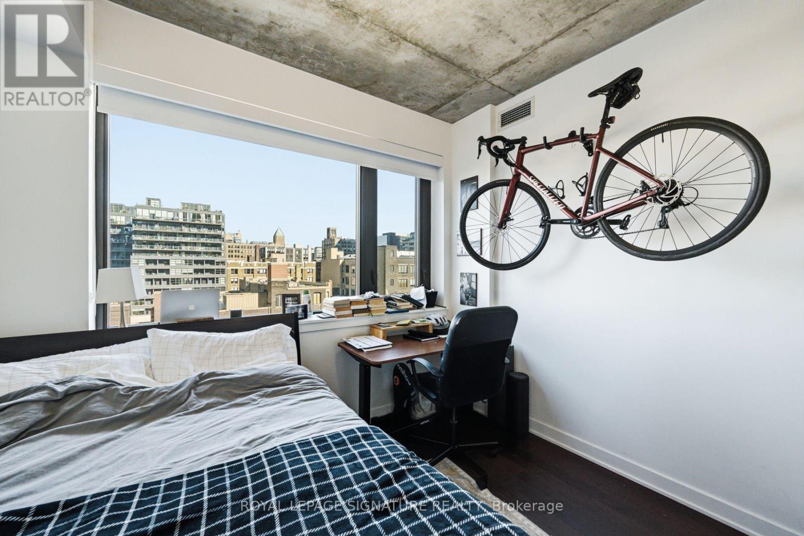 803- 400 Wellington Street West, Toronto, ON photo 15