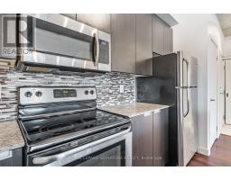 803 - 400 Wellington Street W, Toronto, ON M5V0B5 Photo 9