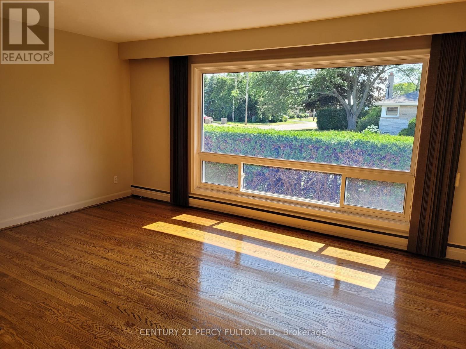 460 BADER AVENUE, Oshawa (McLaughlin) — photo 2