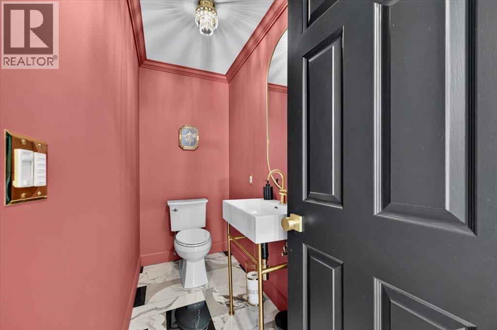 914 Royal Avenue SW - photo 26