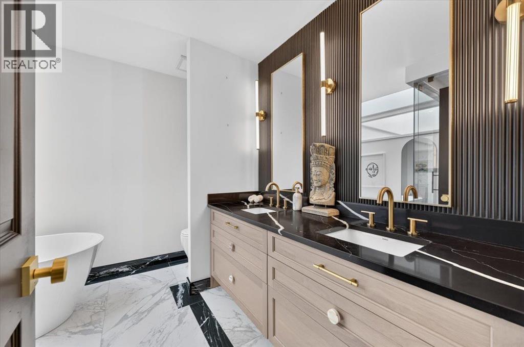 914 Royal Avenue SW - photo 33