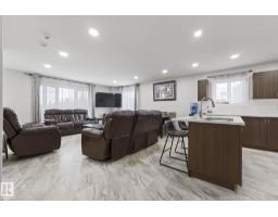 8955 150 St Nw, Edmonton, AB T5R1E6 Photo 12