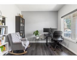 Bedroom 2 - 1075 Mckinney Gr Nw, Edmonton, AB T6R3S5 Photo 6