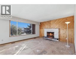 Living room - 4569 Spurraway Road, Kamloops, BC V2H1M8 Photo 7