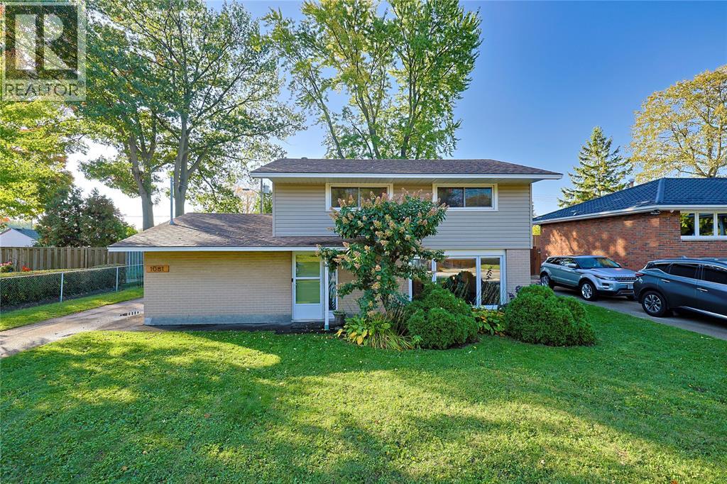1081 TALFOURD STREET, Sarnia