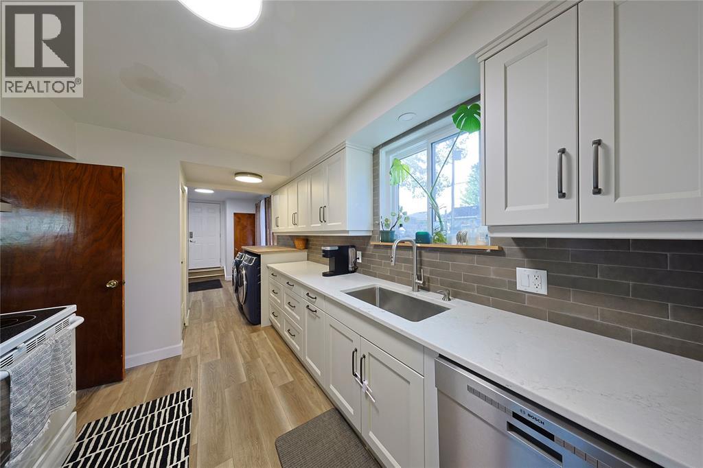 1081 TALFOURD STREET, Sarnia — photo 10