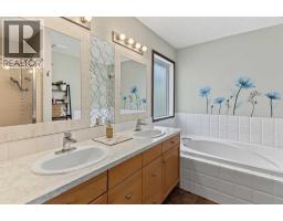279 Panamount Hill Nw, Calgary, AB T3K5M3 Photo 20
