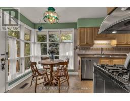 1554 Sunnycove Drive, Mississauga, ON L4X1B5 Photo 11