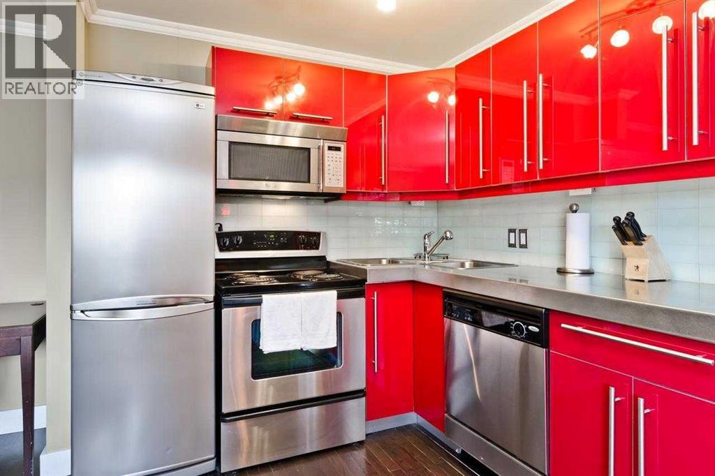 517 15 Avenue SW - photo 10