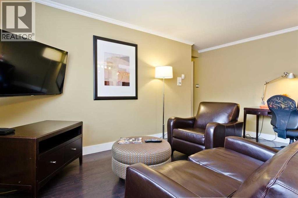 517 15 Avenue SW - photo 4