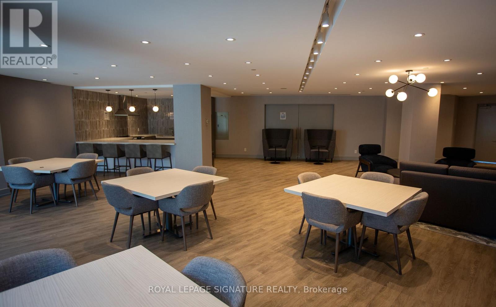 510- 218 Queens Quay West, Toronto, ON photo 45