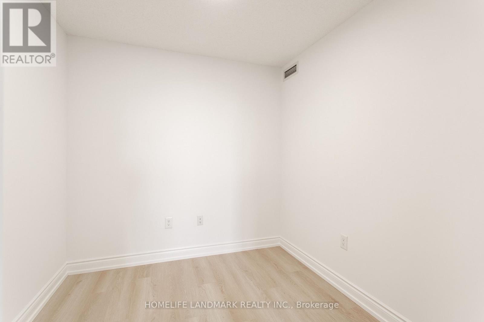 500 Doris Avenue, Toronto, ON photo 23