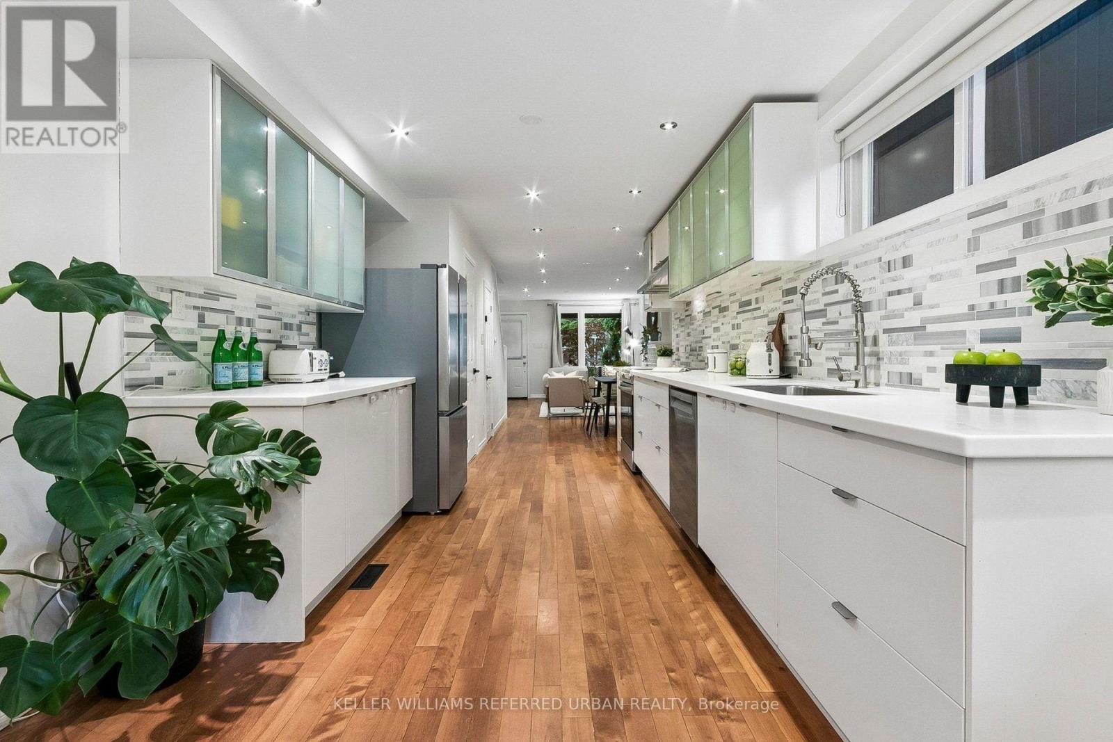 156 RHODES AVENUE, Toronto (Greenwood-Coxwell) — photo 6