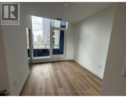 Bathroom - 503 - 395 Square One Drive, Mississauga, ON L5B0P6 Photo 6
