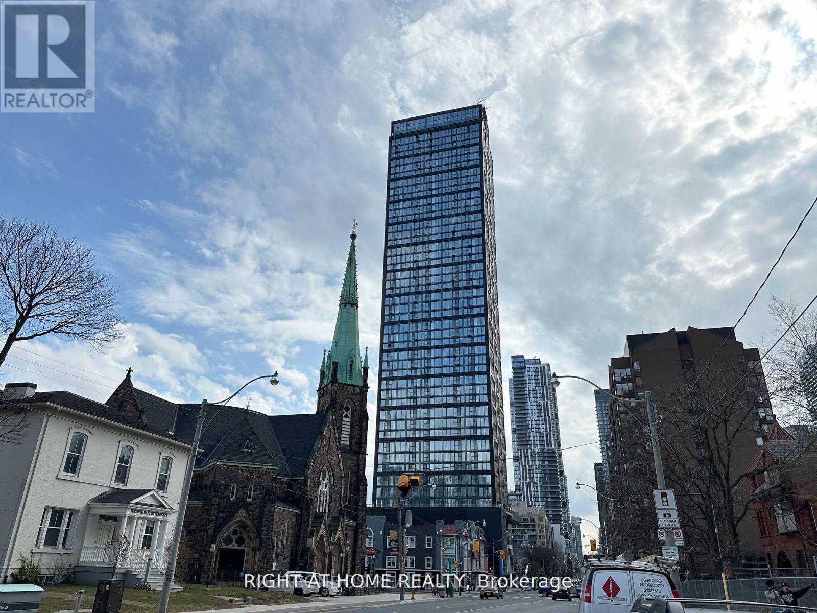 3207 - 319 JARVIS STREET, Toronto (Moss Park) — photo 2
