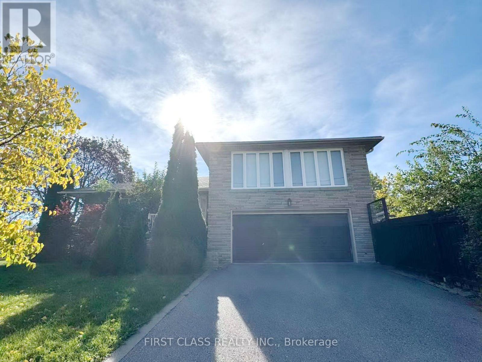 202 GODDARD STREET, Toronto (Bathurst Manor)