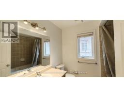 32 Cardrew Street, Markham, ON L6B1G9 Photo 26